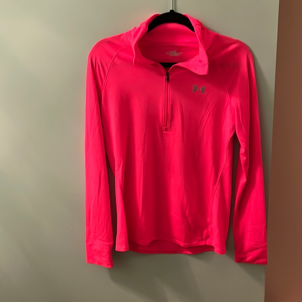 Semi Fitted Under Armour Quarter Zip